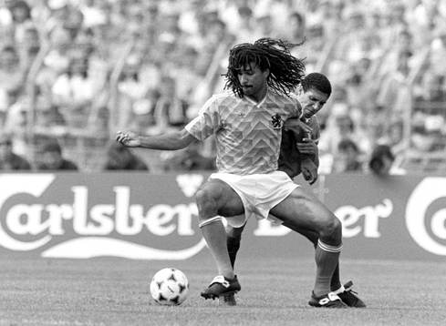 Ruud Gullit, Holland med bollen