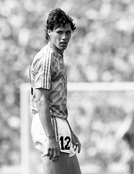 Marco van Basten, Holland