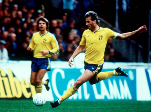 Fotboll, Glenn Hysén, Sverige
