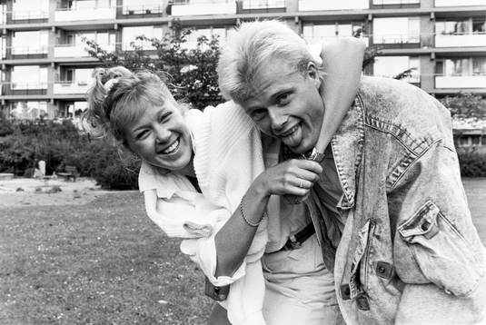 Hemma Hos Peter Larsson och Siv Carlgren