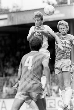 Stefan Pettersson, Ajax i en nickduell
