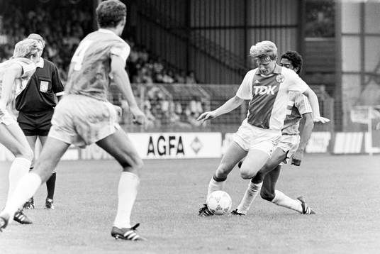 Stefan Pettersson, Ajax med bollen