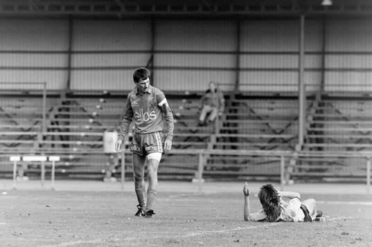 '880925 Fotboll, Div 1 södra, IFK Hässleholm - Elfsborg,