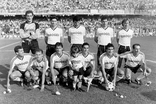 Cesenas startelva. Hans Holmqvist i bakre raden längst