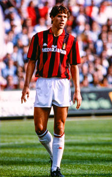 Marco van Basten, Milan
