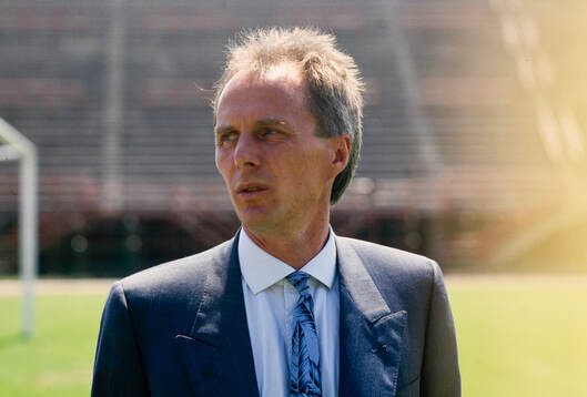 Manager Sven-Goran Eriksson of Fiorentina