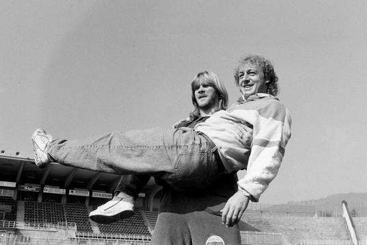 Glenn Strömberg med Robert Prytz, Atalanta i famnen
