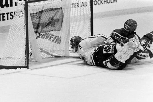 Per Lundbergh, målvakt i Frölunda och tyringes Peter
