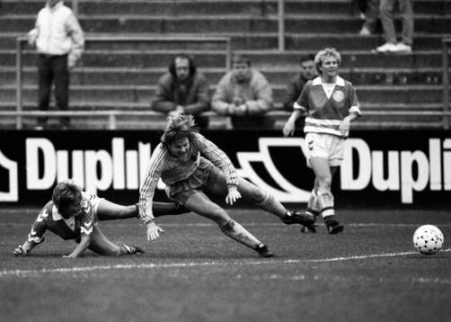 Pia Sundhage fälls