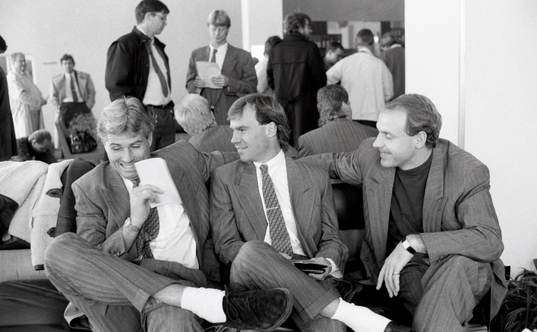 Glenn Hysén, Hans Holmqvist, Thomas Ravelli, Sverige