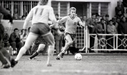 Jonas Thern, Sverige