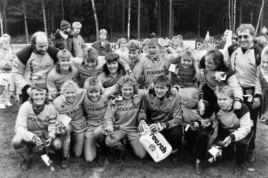 Öxabäck svenska mästare. Bakre raden fr. v Kent Larsson,