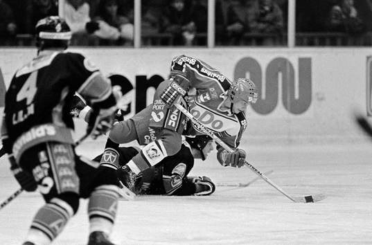 Ingemar Ström, Modo blir neddragen