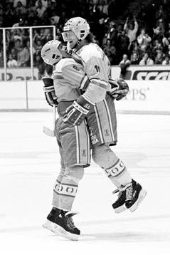 Bläddra bland fler bilder av Ishockey, Sverige - Sovjet, 3-4