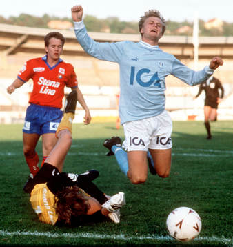 Jonas Thern, Malmö fälls av Sven Andersson, Örgryte