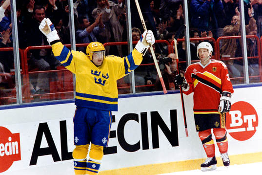 Bläddra bland fler bilder av Ishockey, VM, Sverige - Västtyskland, 3-3