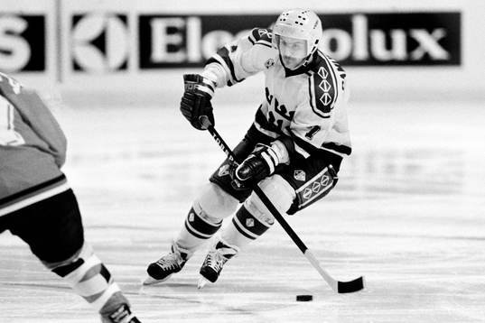 Tommy Samuelsson, Sverige