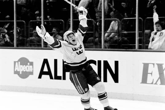 Johan Strömwall, Sverige fri med Grant Fuhr, målvakt i