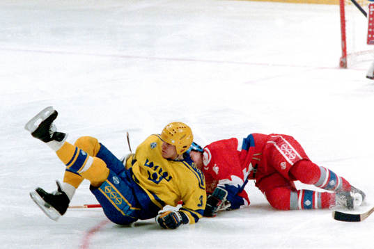 Tommy Albelin, Sverige stoppas