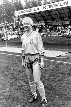 Åsa Persson, Sverige