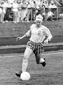 Åsa Persson, Sverige med bollen