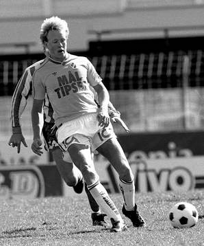 Stefan Lindqvist, Halmstad med bollen