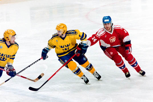 Tommy Samuelsson, Sverige och Jiri Kucera, Tjeckoslovakien