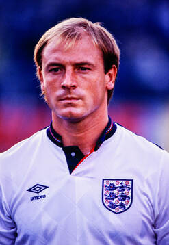 Englands Steve McMahon. Football, Friendly, Denmark v