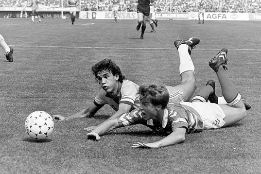 Brian Laudrup, Danmark på magen