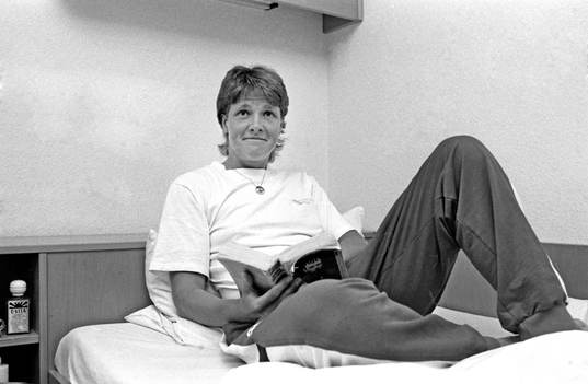 Pia Sundhage, Sverige