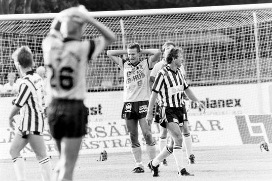 Per Harrysson, Mjällby deppar