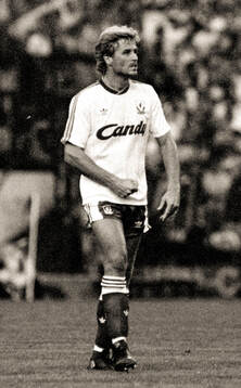 Football, English Football League First Division 1989-1990,