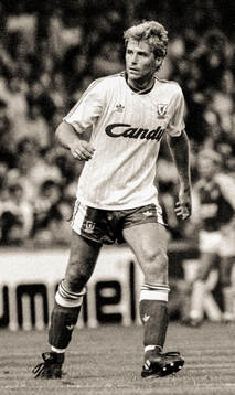 Football, English Football League First Division 1989-1990,