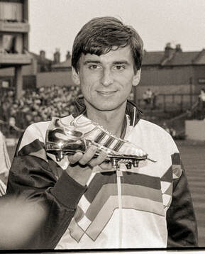 Football, English Football League First Division 1989-1990,