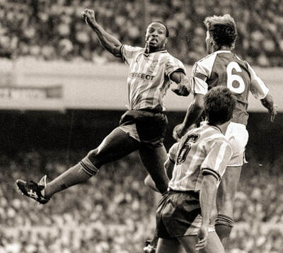 Football, English Football League First Division 1989-1990,