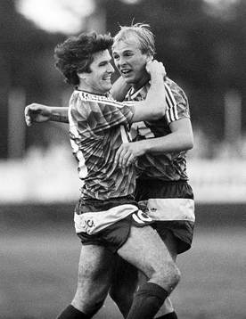 Sergej Andreev och Peter Wibrån, Öster jublar