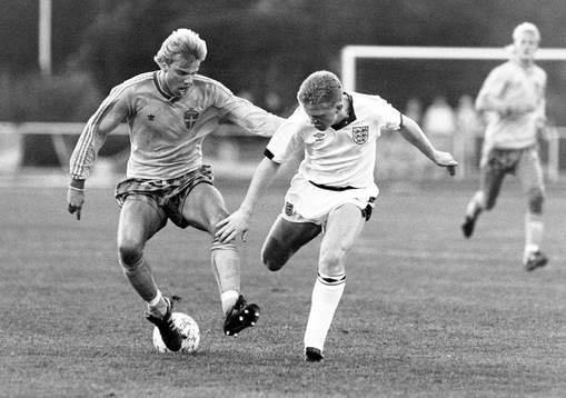 Hans Eklund, Sverige i kamp om bollen