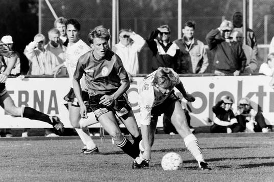 Kamp om bollen
