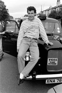 Stefan Rehn på en taxi