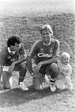 Stefan Rehn, Everton och Glenn Hysén, Liverpool med sin