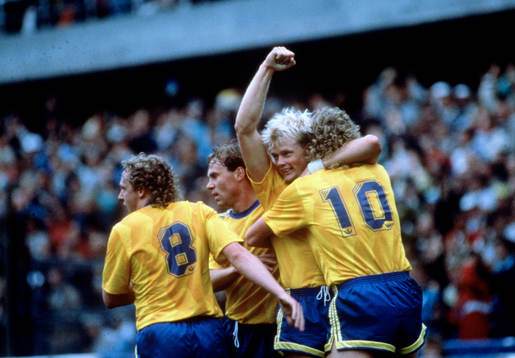 Fotboll, Sverige - Italien, mål, jubel, Peter Larsson,