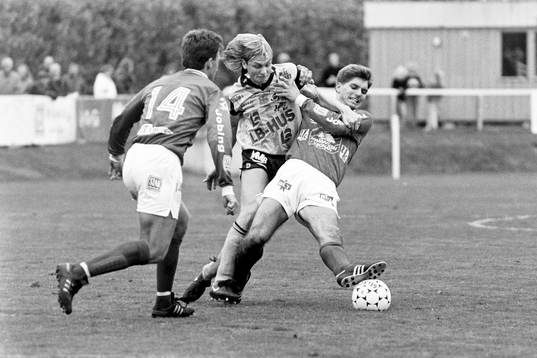 Håkan Norén, Mjällby i kamp om bollen