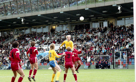 Klas Ingesson, Sverige
