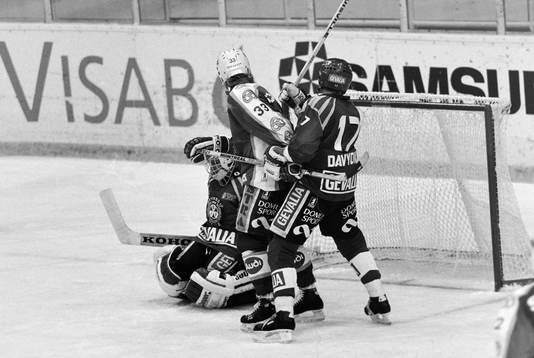 Michael Sundlöv, målvakt och Nikolaj Davydkin, Brynäs