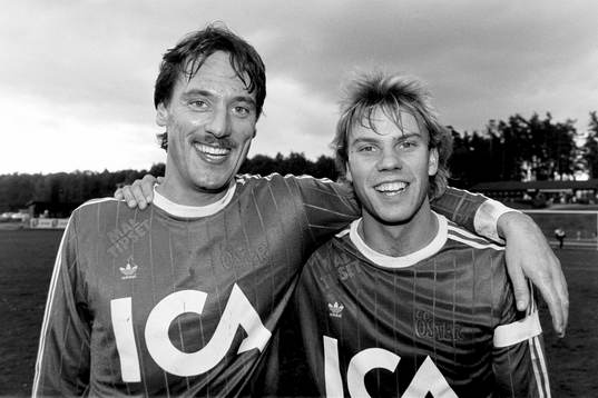 Östers målskyttar Morgan Hansson och Hans Eklund