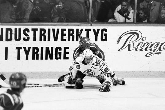 Anders Johansson, Rögle med en tyringespelare på ryggen