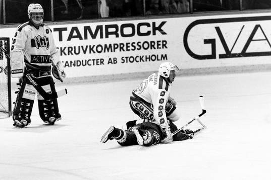 Johan Sälle, Malmö stoppar en tyringespelare framför