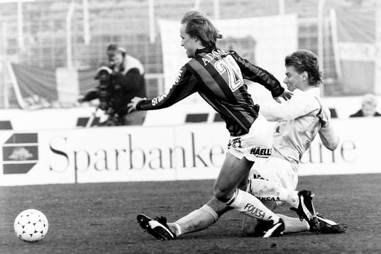 Bläddra bland fler bilder av Fotboll, Allsvenskan, Semifinal, Malmö FF - Gais, 1-0