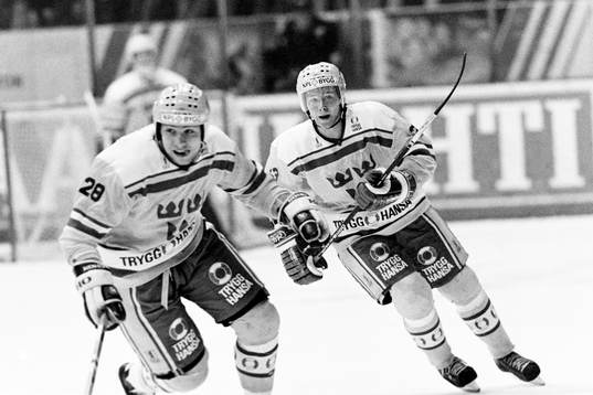 Thomas Bjuhr och Paul Andersson, Sverige