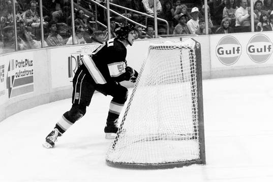 Mikael Lindholm, Los Angeles